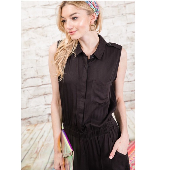 Sleeveless Black Collared Black Button Front Jumpsuit NWT - Picture 5 of 6